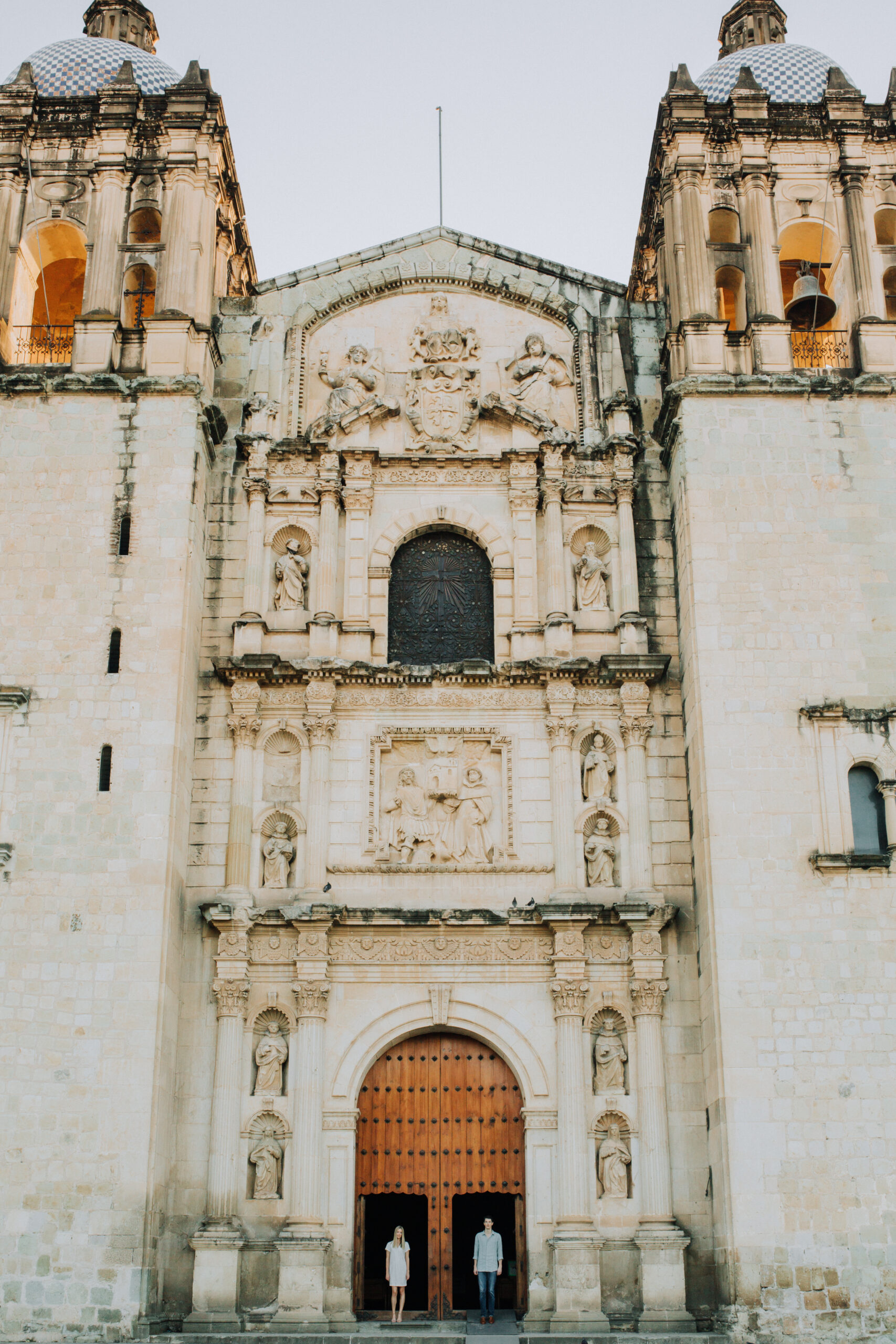 stunning Oaxaca City Engagement Photos with stunning architecture as a backdrop!
