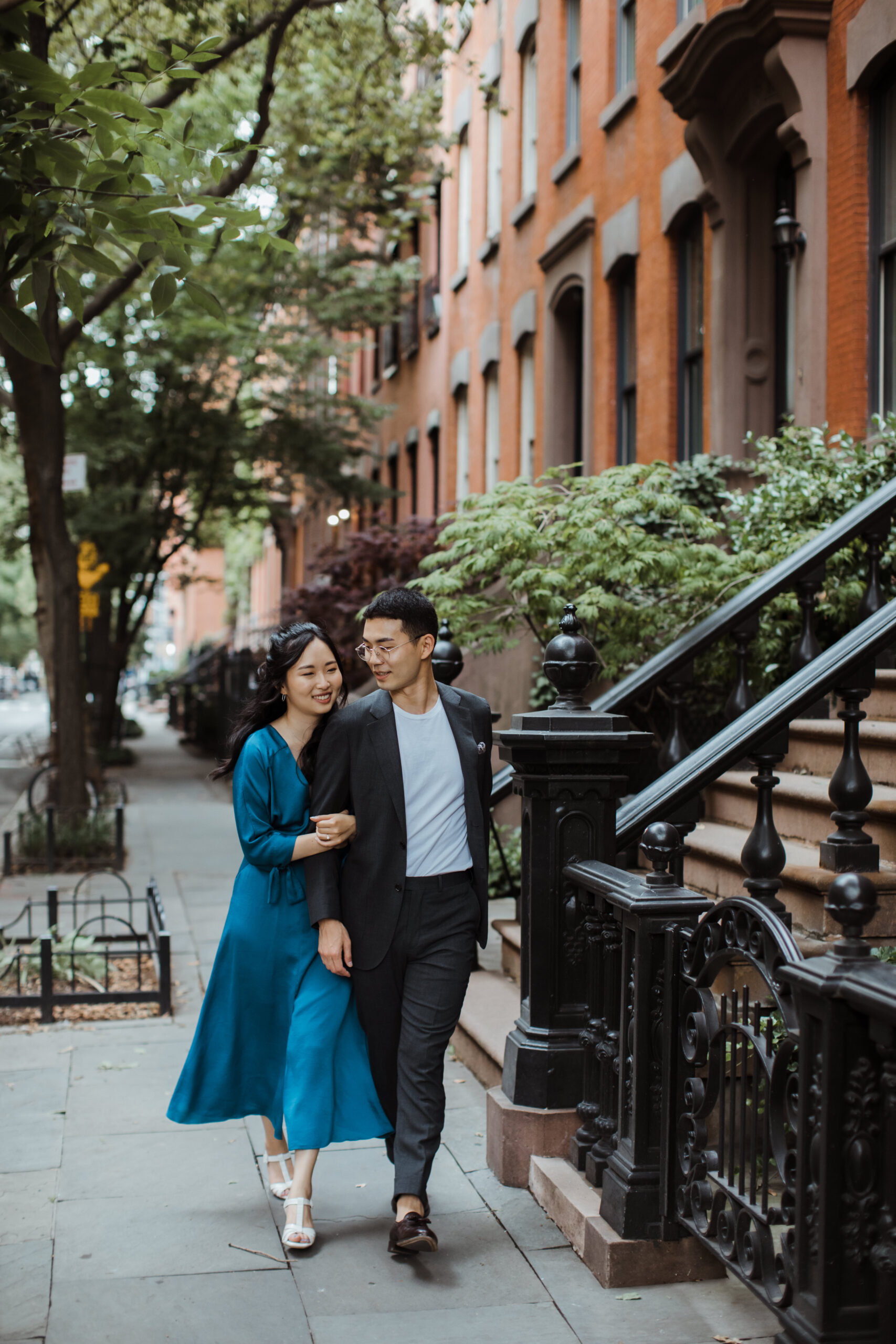 Stunning couple stroll through the West Village during their New York engagement photos