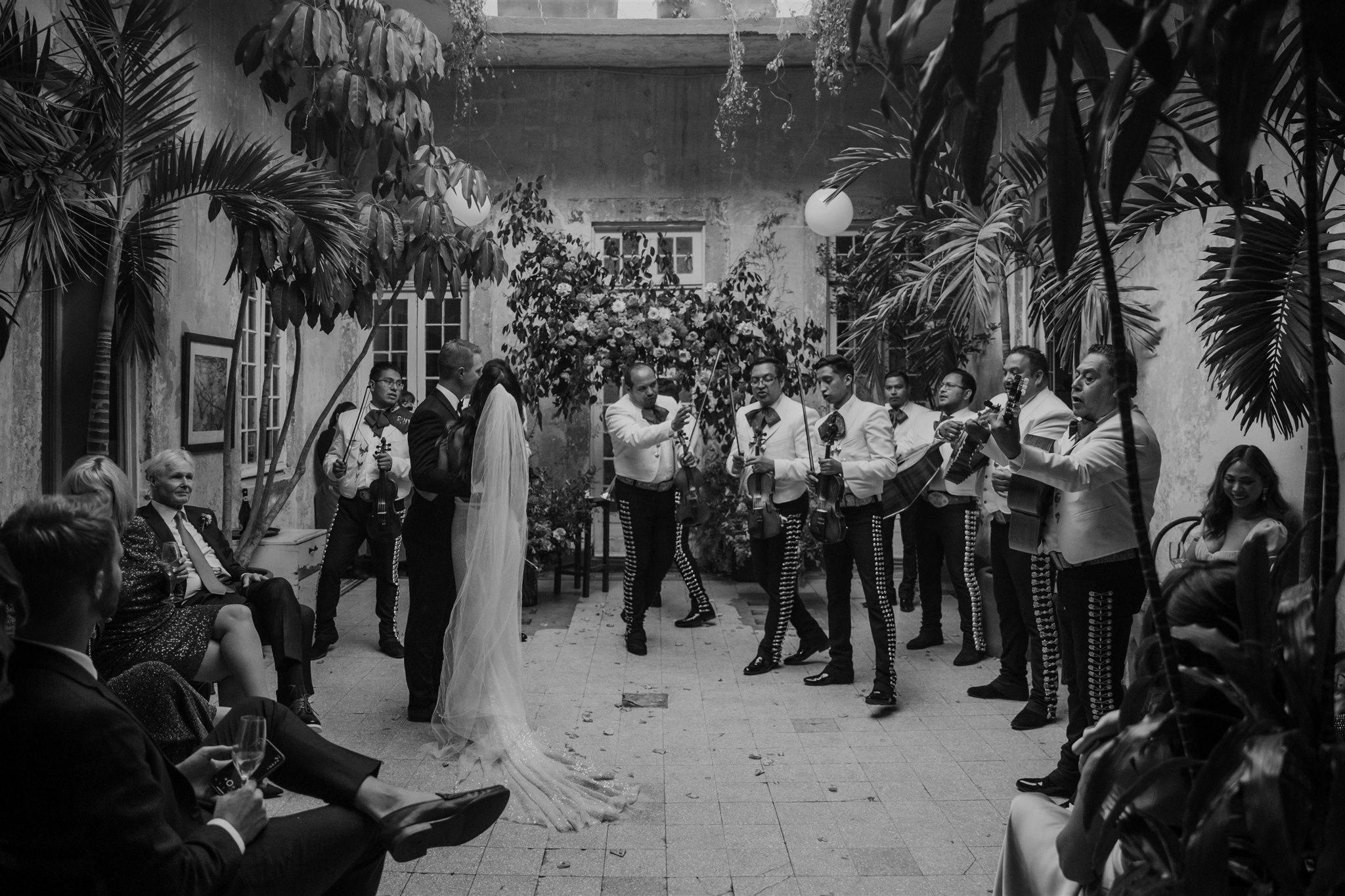 Mariachi  band plays for stunning bride and groom during their dreamy Sobremesa wedding day!
