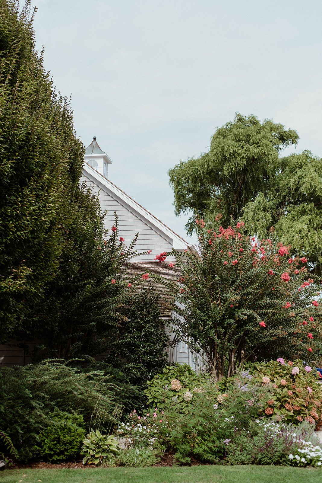 stunning New York winery wedding venue Bedell Cellars