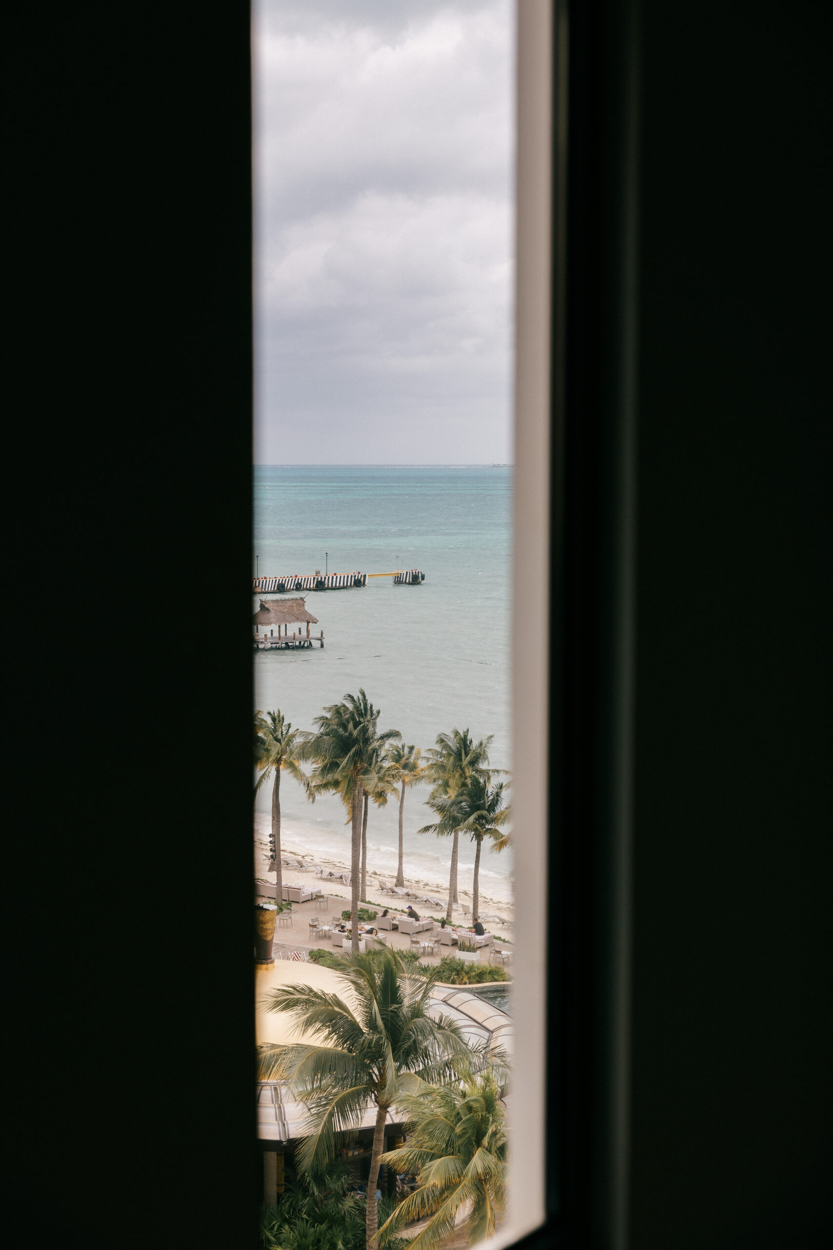 stunning cancun beach shot