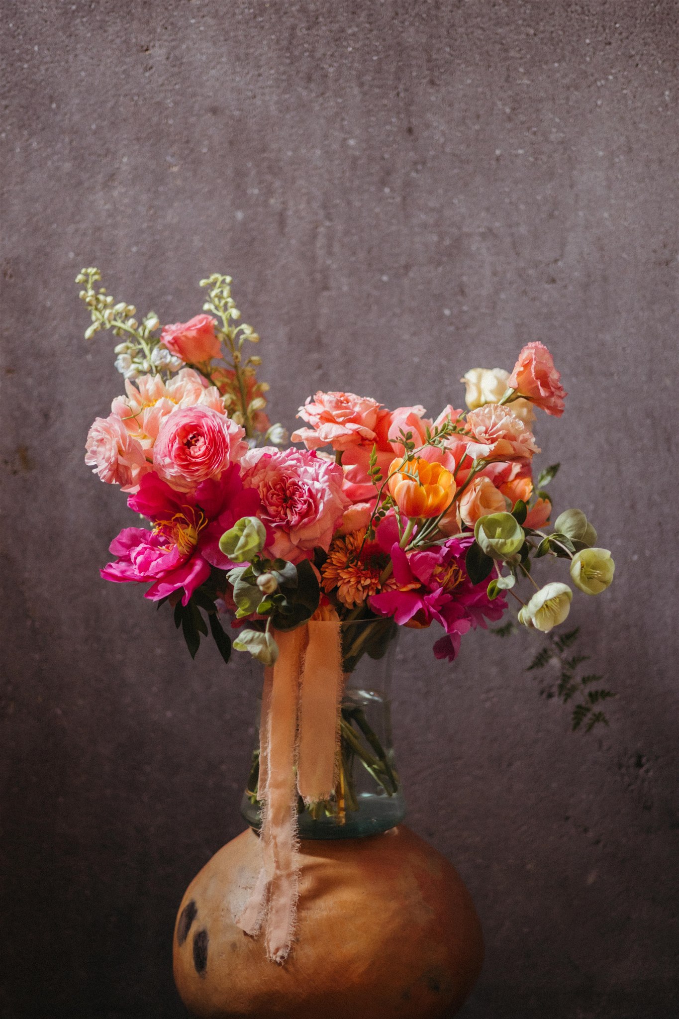 stunning colorful wedding details of a beautiful Mexico City wedding