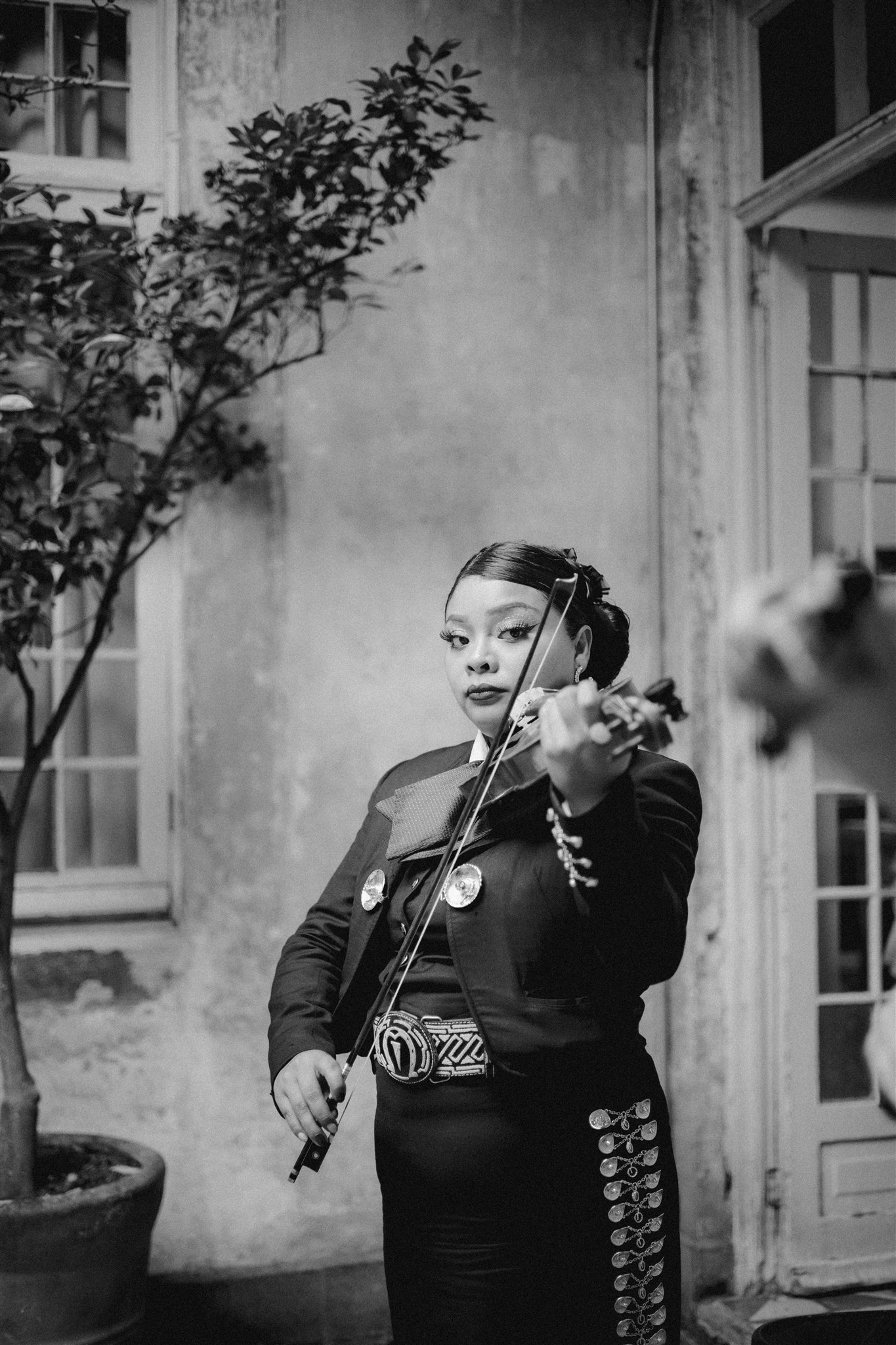 documentary style wedding reception photos from a colorful wedding in Mexico City