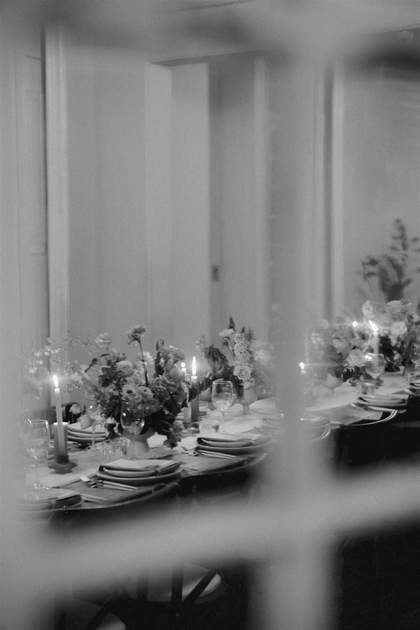 Candlelit reception décor at intimate Mexico City wedding